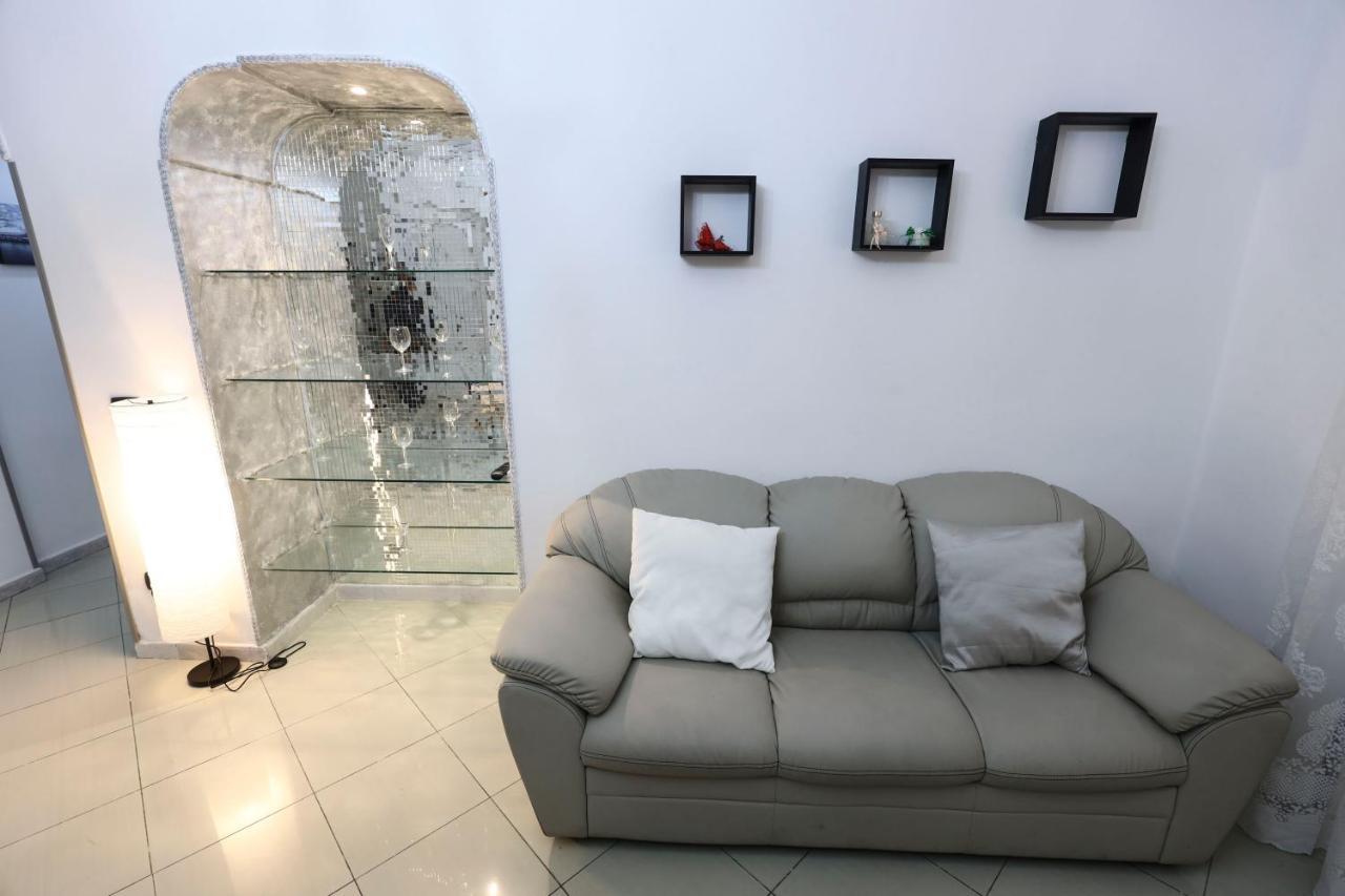 Yasmin Casavacanze Neapel Exterior foto