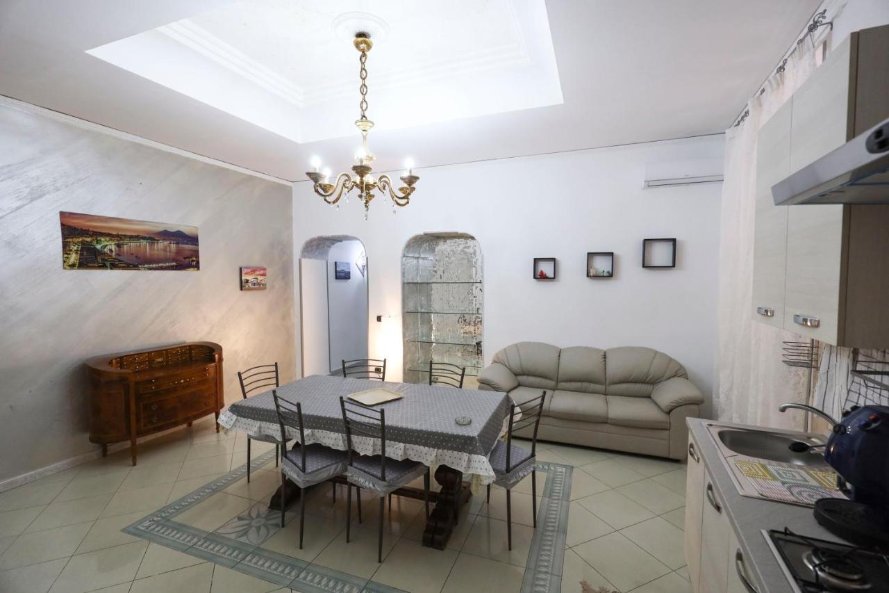 Yasmin Casavacanze Neapel Exterior foto