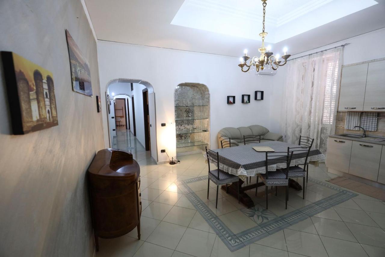 Yasmin Casavacanze Neapel Exterior foto